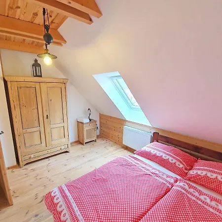 Roubenka U Simanku Chalet *